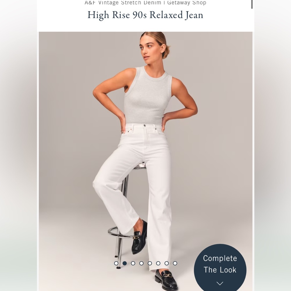 Abercrombie white high waisted 90s relaxed jeans